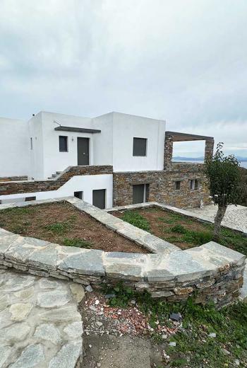 Πετρόχτιστη κατοικία